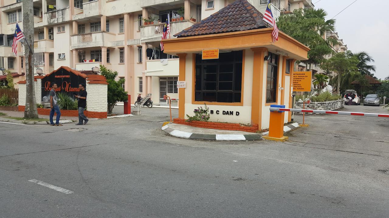 Anjung Homestay Сепанг Екстериор снимка