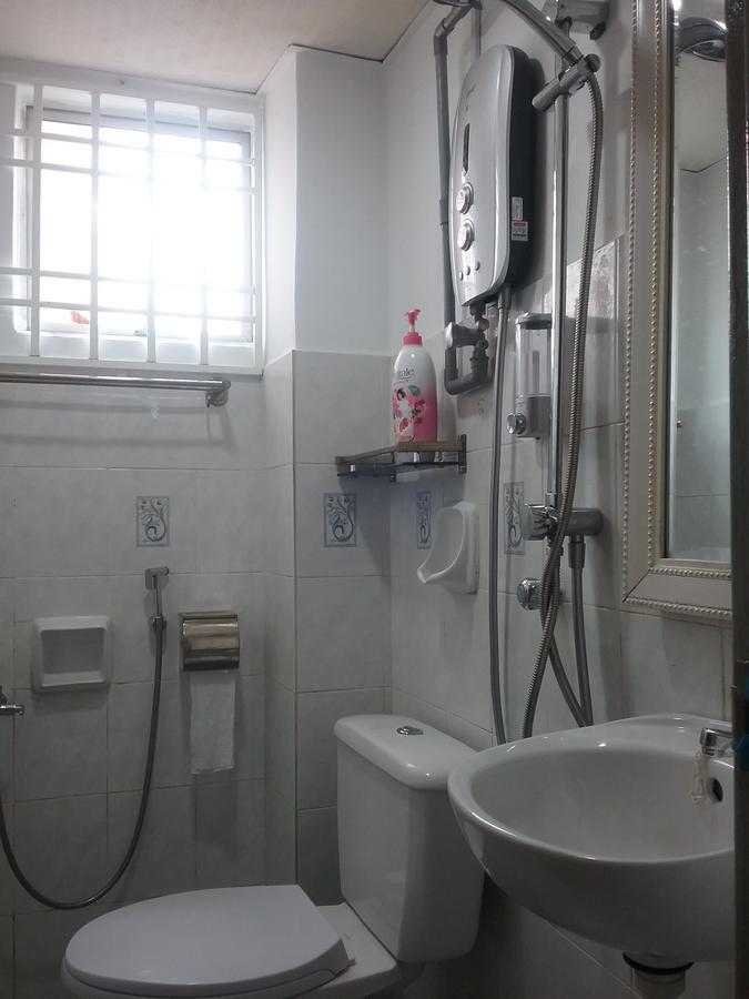 Anjung Homestay Сепанг Екстериор снимка